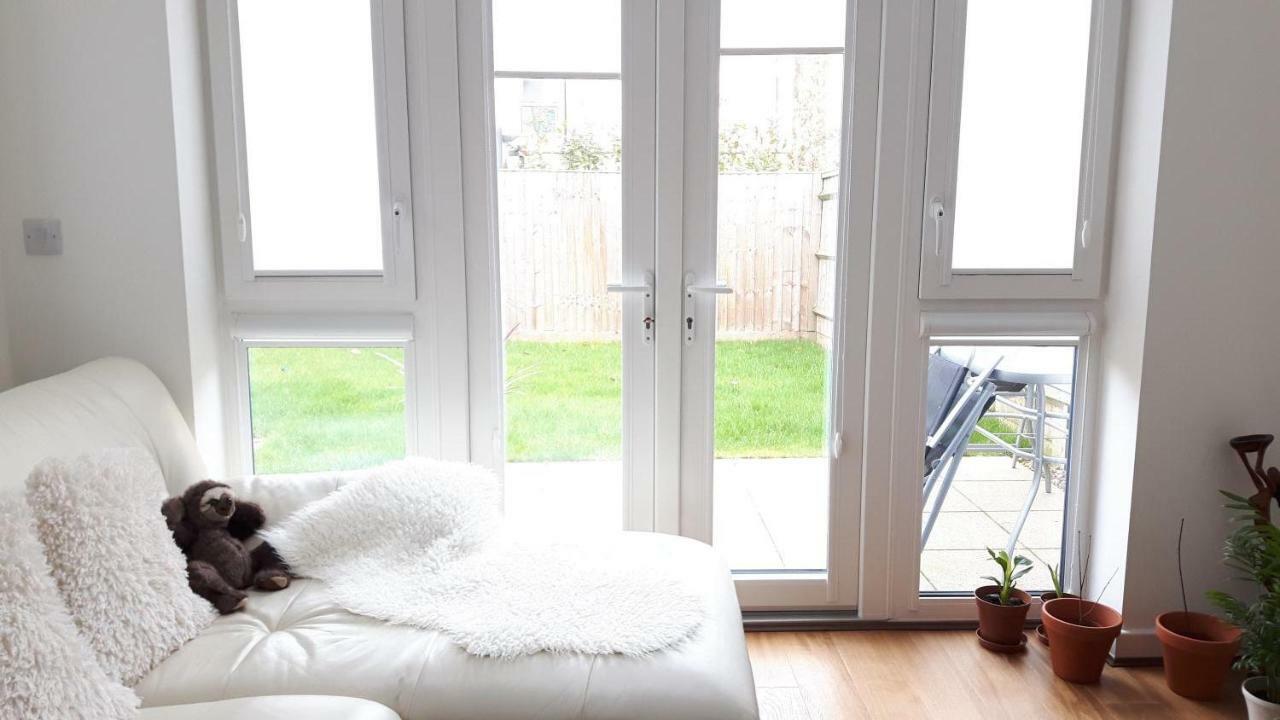 Bed and Breakfast Lavi'S House-East Milton Keynes Esterno foto